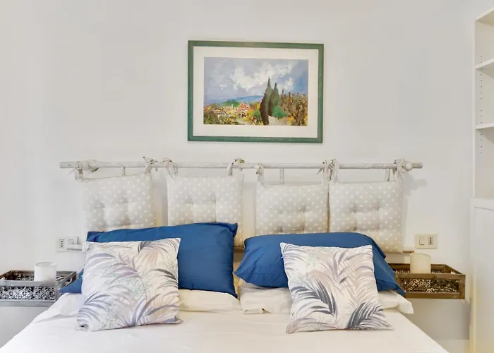 Guesthost - Parioncino Central And Cozy